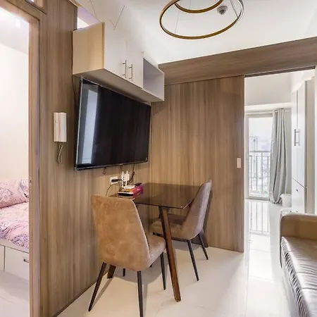 Luxury Sunset Views And Prime Location Near Ccp Moa With Wifi Parking Apartment