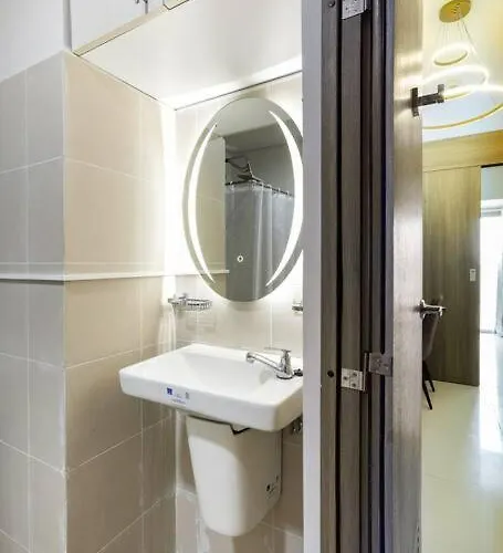 Luxury Sunset Views And Prime Location Near Ccp Moa With Wifi Parking * Manila